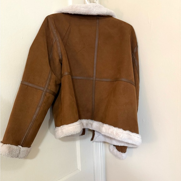 H&M Tan Teddy Jacket with White Accents - Picture 2 of 2